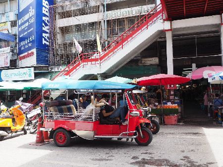 SV103 HALF DAY CITY SAFARI BY TUK TUK